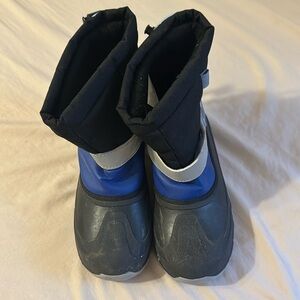 Boys winter boots